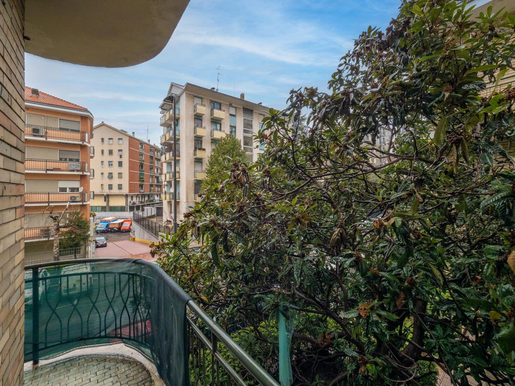 Milano 5 Guests - Modern Apt With Balcony Exteriér fotografie